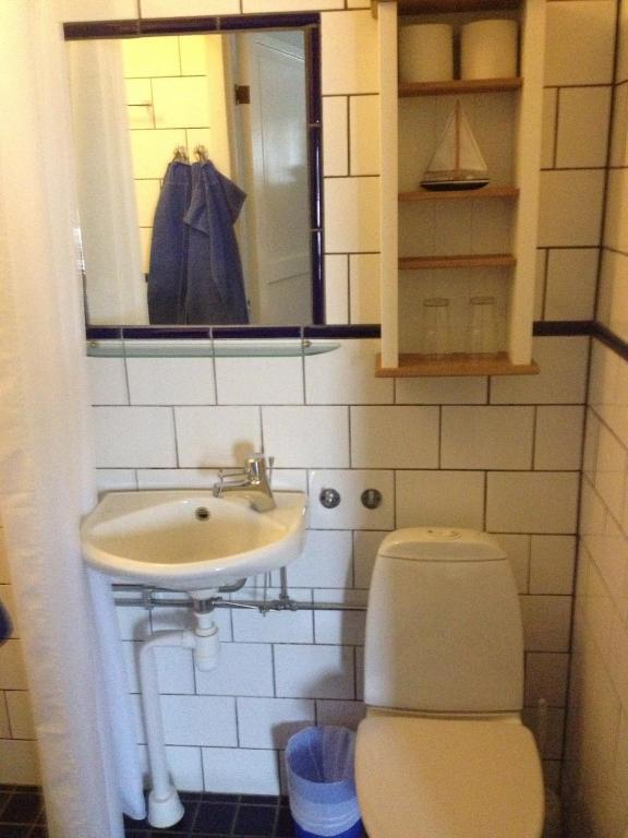 Blasingsborgs Gardshotell Pa Oesterlen Kivik Habitación foto